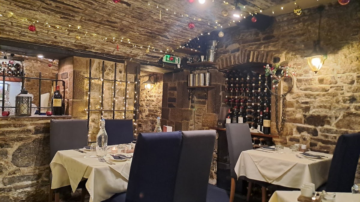 Le Caveau Restaurant